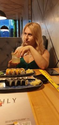 Юлия, 8 906 964-37-00